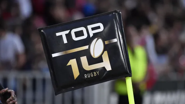Comment se déroule une saison de TOP 14 ?