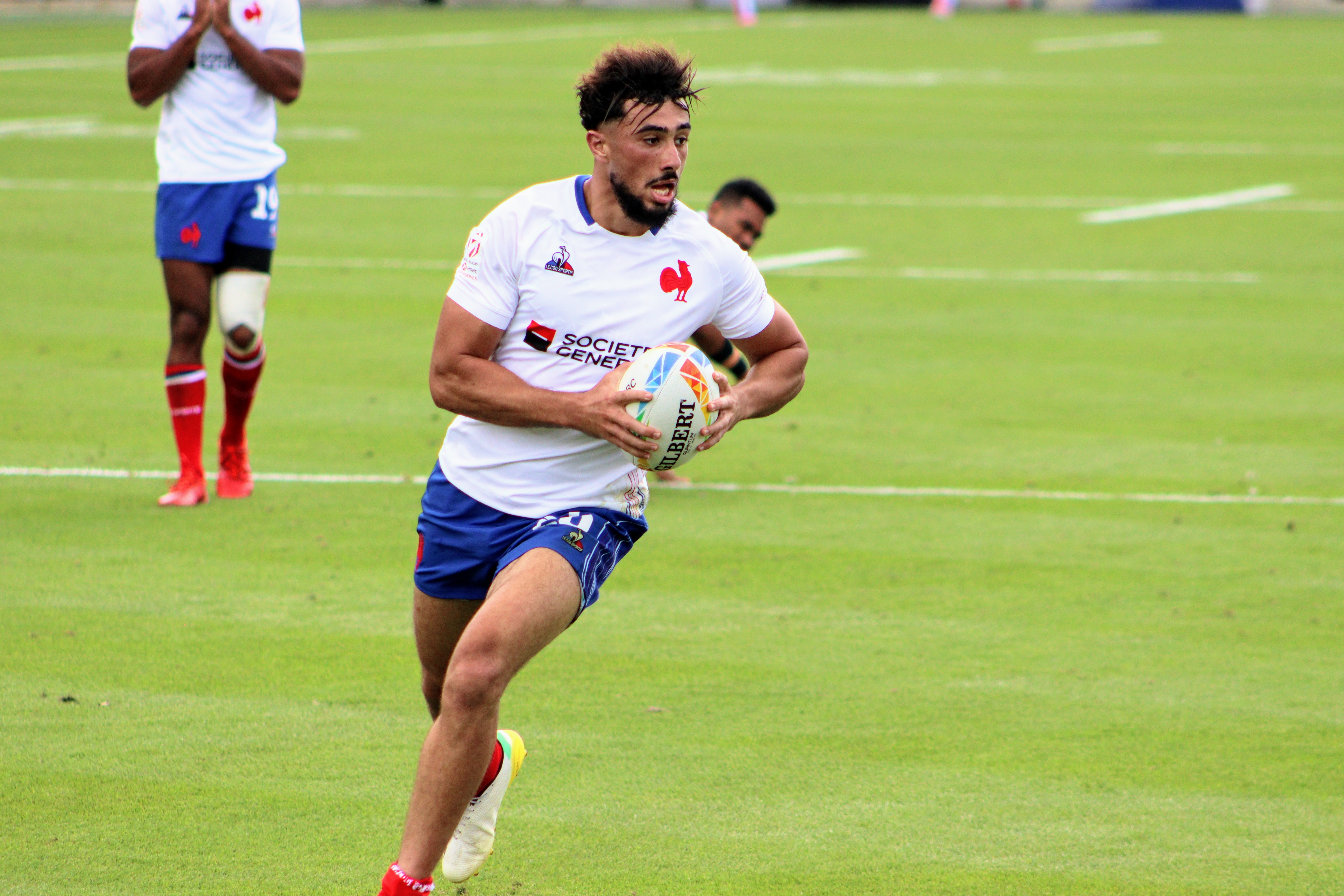 Rayan Rebbadj (RC Toulon - France 7): "Nous ne sommes pas encore arrivés à notre meilleur niveau"