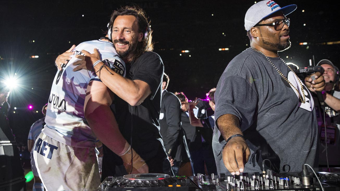 Revivez le show de Bob Sinclar au Camp Nou!