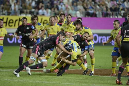 TOP 14 J18 – Clermont-Paris : Clermont reprend la tête 